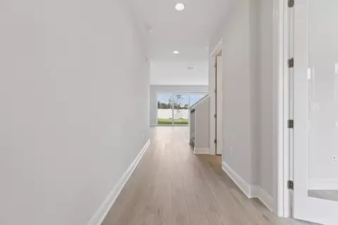 Entry Way - 8517 Dove Bog Ter, Parrish, FL 34219 photo 2 of 3