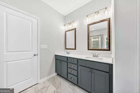 101 Beaver Creek Way, Lagrange, GA 30241