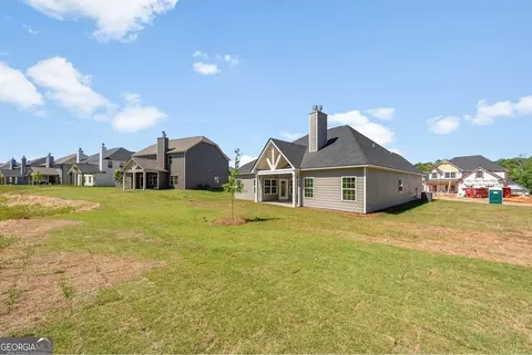 Exterior - 101 Beaver Creek Way, Lagrange, GA 30241 photo 3 of 17