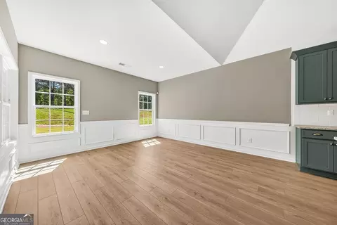 Living - 101 Beaver Creek Way, Lagrange, GA 30241 photo 6 of 6