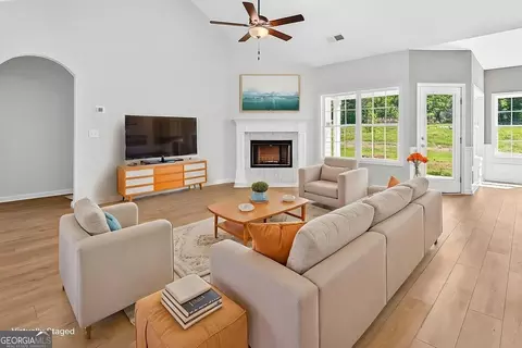 Living - 101 Beaver Creek Way, Lagrange, GA 30241 photo 1 of 1