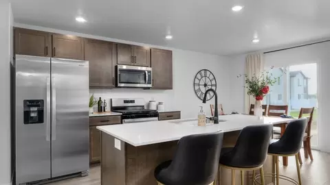 Kitchen - 718 N 1600 E, Salem, UT 84653 photo 1 of 6