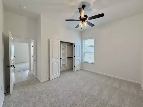 Bedroom - 2016 Yarrow, Temple, TX 76502 photo 4 of 7