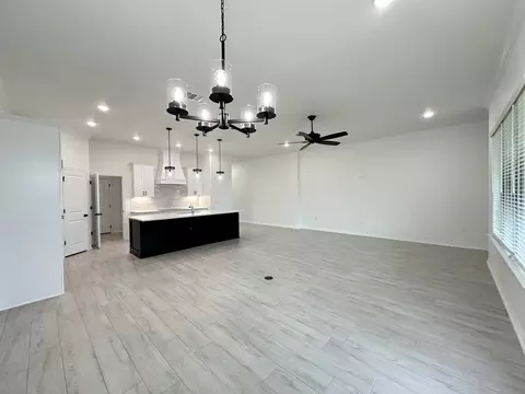 2016 Yarrow, Temple, TX 76502