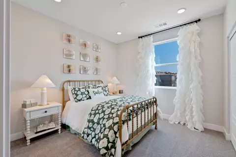 Bedroom - 165 Bushwillow Way, Piru, CA 93040 photo 5 of 9
