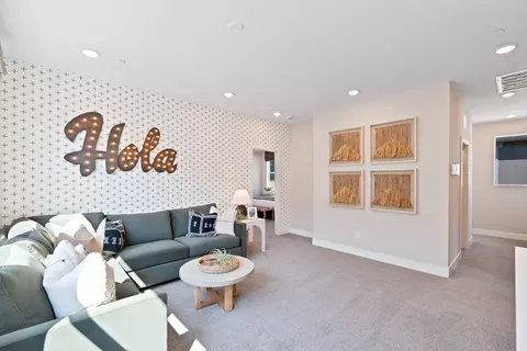 Entry Way - 165 Bushwillow Way, Piru, CA 93040 photo 4 of 7