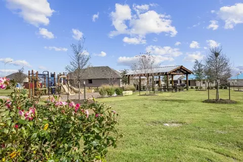 View/Area - 1115 Briscoe St, Brenham, TX 77833 photo 4 of 7