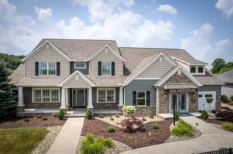Exterior - 4327 State Rt 14, Ravenna, OH 44266 photo 6 of 7