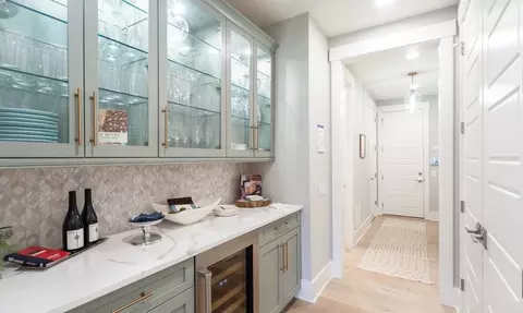 Entry Way - 1672 Shearer Rd, Davidson, NC 28036 photo 1 of 3