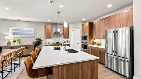 Kitchen - 9202 NE 186th Pl, Bothell, WA 98011 photo 2 of 3