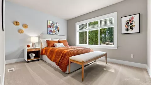 Bedroom - 9202 NE 186th Pl, Bothell, WA 98011 photo 2 of 3