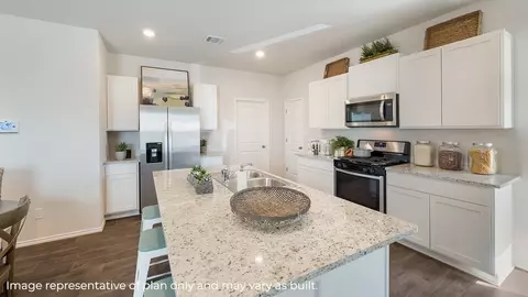 Kitchen - 5935 Belfast Bend Ct, Slidell, LA 70461 photo 1 of 3
