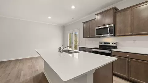 4157 Kestrel Ct, Gainesville, GA 30506