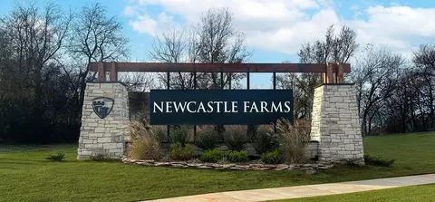807 S Main St, Newcastle, OK 73065