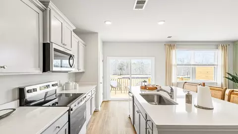 Kitchen - 102 Lakeside Ln, Rincon, GA 31326 photo 1 of 3