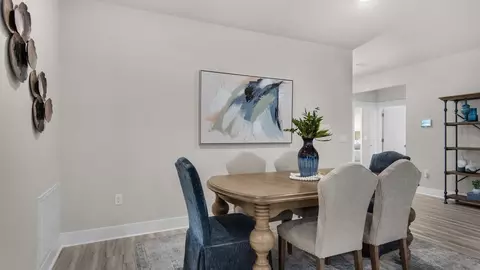 Dining - 8792 Phillippi St, Milton, FL 32583 photo 7 of 11