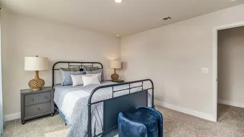 Bedroom - 8792 Phillippi St, Milton, FL 32583 photo 7 of 22