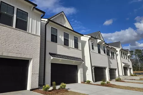2011 Underwood Dr, Lawrenceville, GA 30043