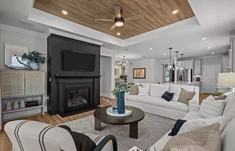 Living - 6001 Moonshell Loop, Wilmington, NC 28412 photo 2 of 4