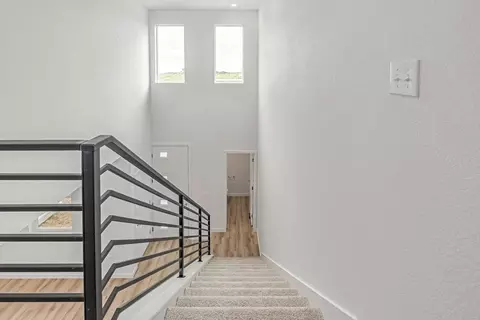 Entry Way - 20532 E 58th Ave, Aurora, CO 80019 photo 2 of 9