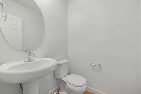 Bath - 20532 E 58th Ave, Aurora, CO 80019 photo 1 of 10