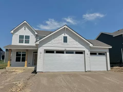 668 Sierra Pkwy, Waconia, MN 55387