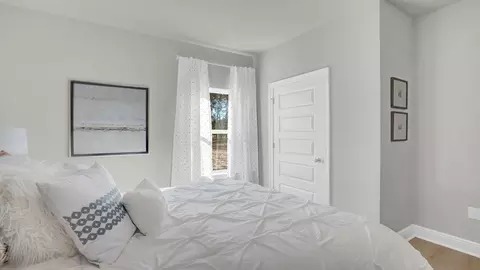 Bedroom - 7563 Sable Dr, Foley, AL 36535 photo 8 of 13