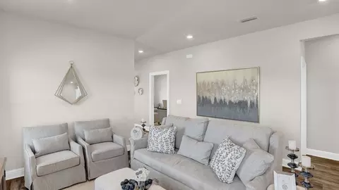 Living - 7563 Sable Dr, Foley, AL 36535 photo 2 of 2
