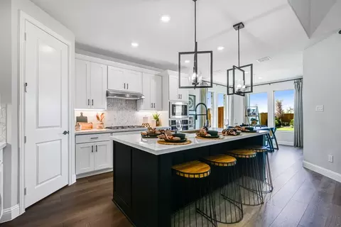 Kitchen - 2040 Bluestem Rd, Celina, TX 75009 photo 9 of 11
