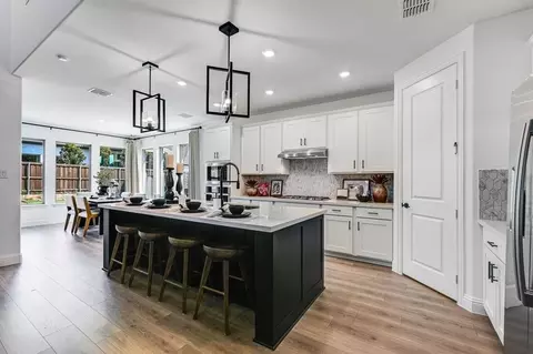Kitchen - 2040 Bluestem Rd, Celina, TX 75009 photo 7 of 11