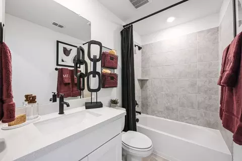 Bath - 2040 Bluestem Rd, Celina, TX 75009 photo 12 of 17