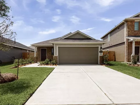 Exterior - 629 Falling Cave Dr, Willis, TX 77378 photo 2 of 6