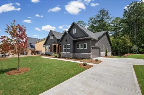 Exterior - 718 Conley Dr, Canton, GA 30115 photo 5 of 15