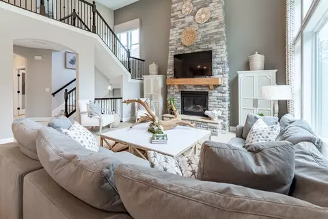 Living - 175 Westwoods Rd, Wright City, MO 63390 photo 8 of 13