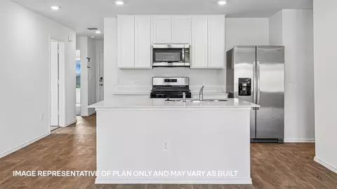 Kitchen - 116 Caddo Bnd, Kyle, TX 78640 photo 3 of 4