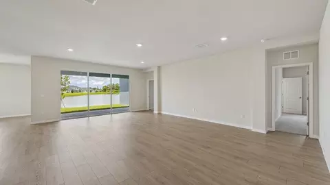Living - 17325 Whiskey Creek Trl, Parrish, FL 34219 photo 4 of 4