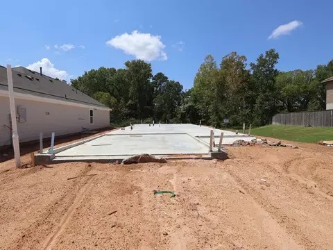 Exterior - 624 Falling Cave Dr, Willis, TX 77378 photo 4 of 20