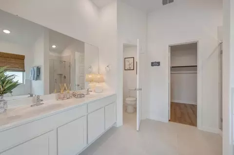 Bath - 170 Stabler Sq, Mico, TX 78056 photo 5 of 7