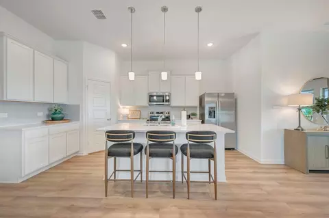 Kitchen - 170 Stabler Sq, Mico, TX 78056 photo 2 of 2