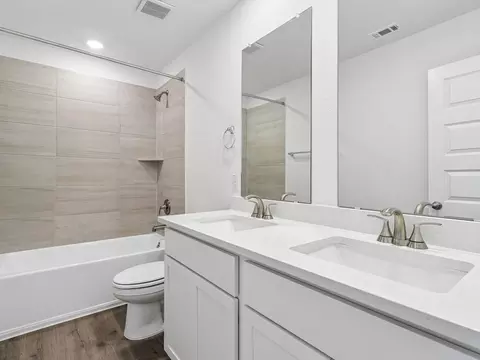 Bath - 233 Antioch Colony Dr, Buda, TX 78610 photo 1 of 1