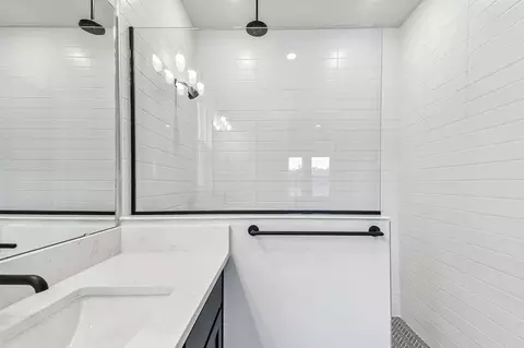 Bath - 5593 Coopers Hawk Ct, Saint Cloud, FL 34772 photo 2 of 2