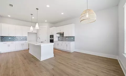 Kitchen - 557 Waters Edge Dr, Myrtle Beach, SC 29579 photo 3 of 5