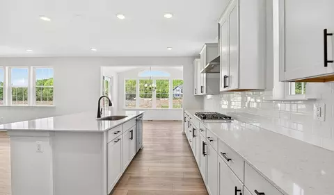 Kitchen - 2012 Divot Dr, Culpeper, VA 22701 photo 4 of 5