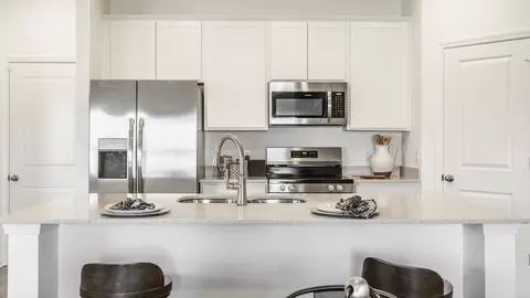 Kitchen - 6564 Mayapple Dr, Pendleton, IN 46064 photo 2 of 5