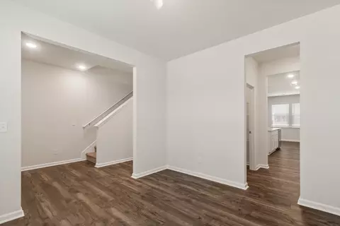 Entry Way - 1184 Summer Duck Loop, Florence, SC 29501 photo 3 of 4
