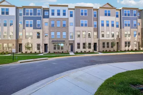19748 Sepia Sq, Ashburn, VA 20147