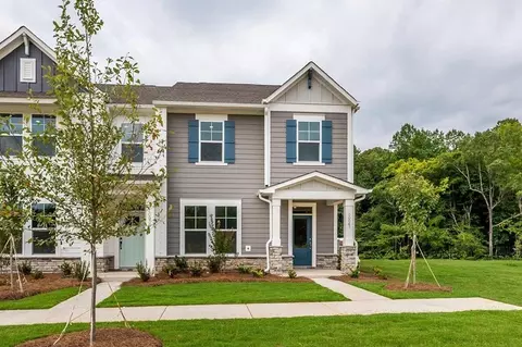 10013 Mamillion Dr, Huntersville, NC 28078