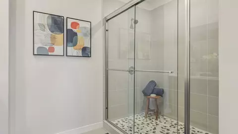 Bath - 1883 NW 7 St, Pompano Beach, FL 33069 photo 2 of 2