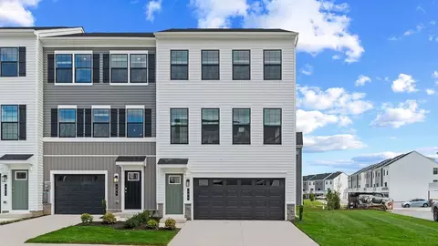 200 Soft Rush Ln, La Plata, MD 20646
