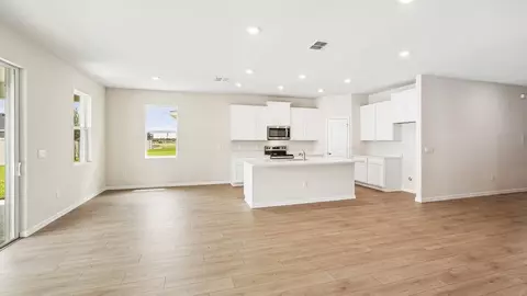 Living - 10734 Rabbit Grove Trl, Parrish, FL 34219 photo 2 of 4